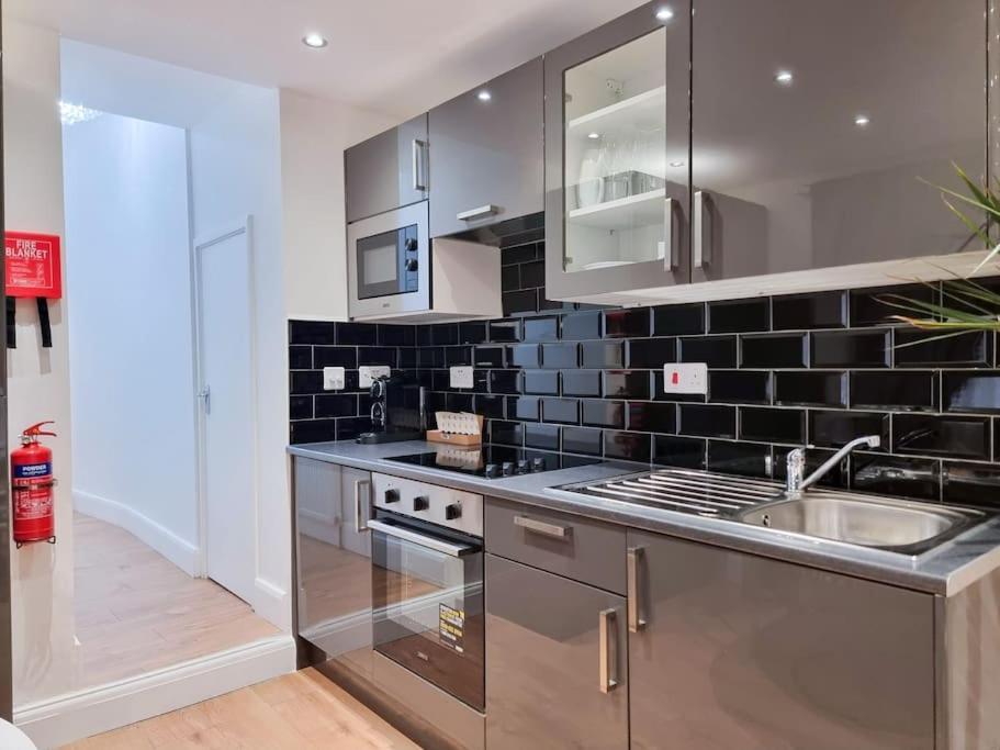 Appartamento Stylish And Cosy 2 In W Private Parking